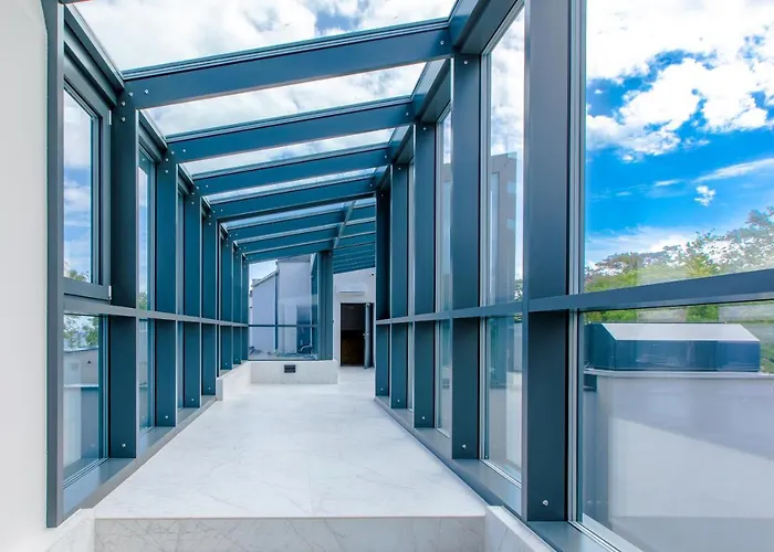 Hevenia 12 Apartment Rewal